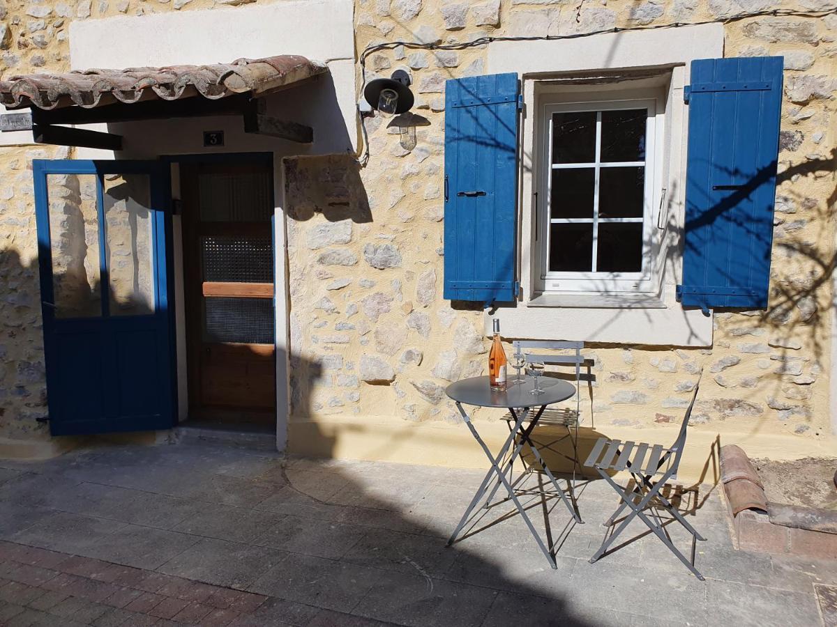 L'Angelus, Gite De Charme Au Coeur Du Vieux Village De Sablet Exterior foto