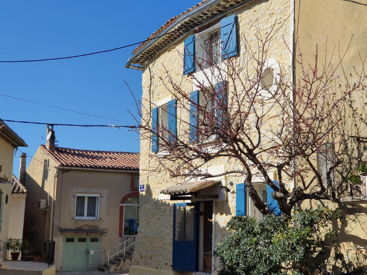 L'Angelus, Gite De Charme Au Coeur Du Vieux Village De Sablet Exterior foto