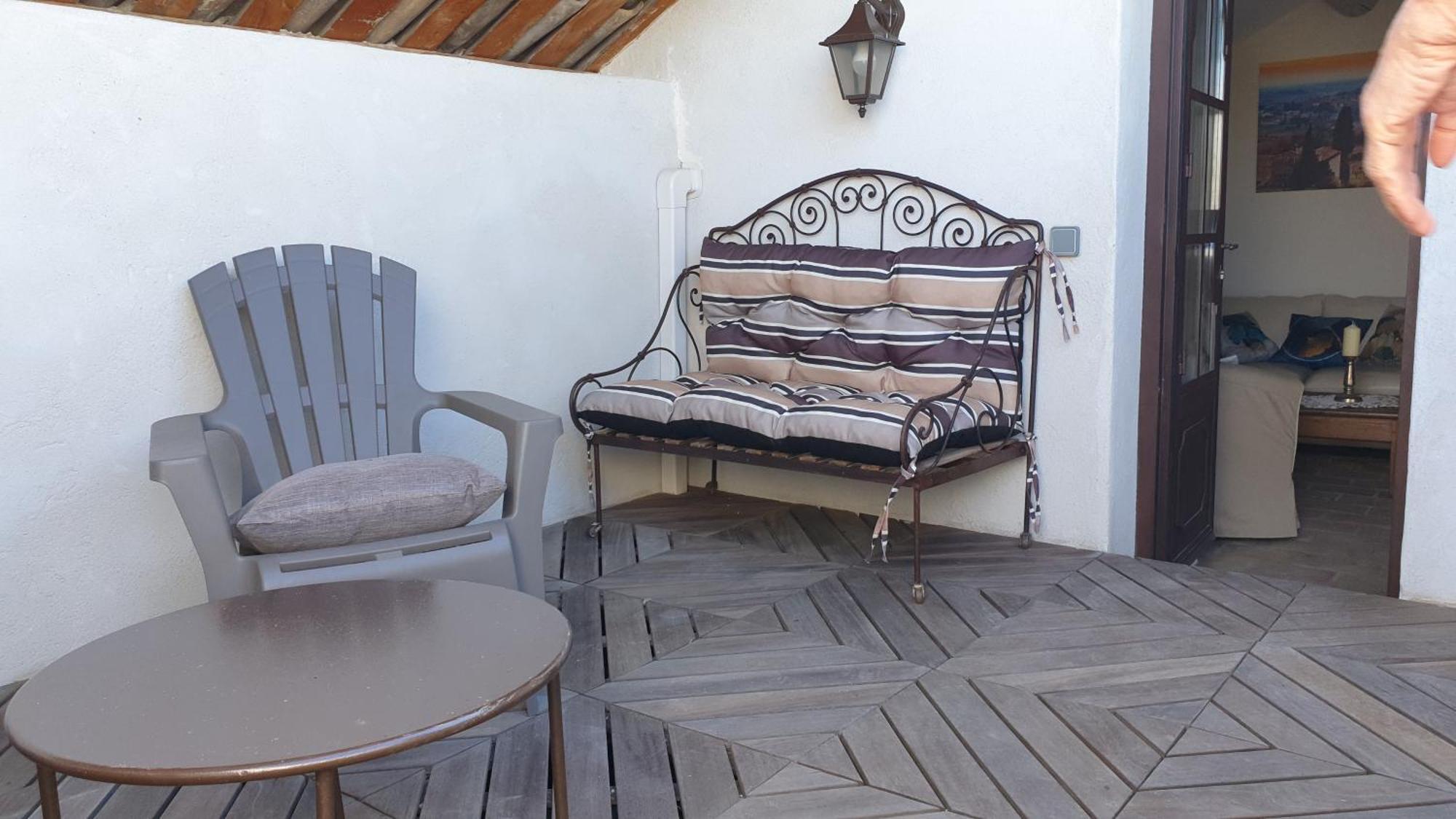 L'Angelus, Gite De Charme Au Coeur Du Vieux Village De Sablet Exterior foto